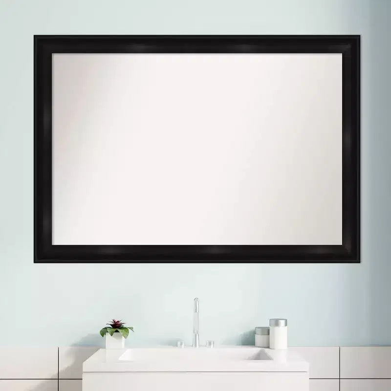 Amanti Art 40" x 28" Specchio da parete per bagno stretto Grand non smussato nero: Trucco, design moderno, a parete