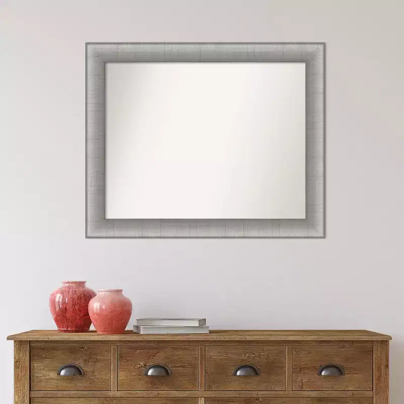 Specchio da parete elegante non smussato 33" x 27" in peltro spazzolato - Amanti Art: Rettangolare, Cornice in polistirene, Montaggio a parete