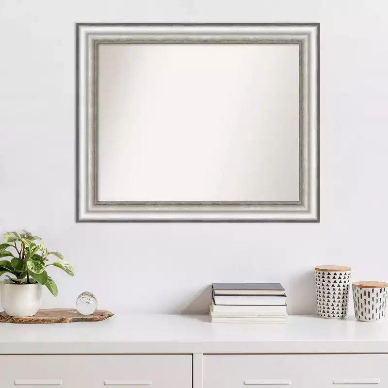 Specchio da parete Amanti Art 33"x27" Non-Beveled Salon Silver: Rettangolare moderno, cornice in polistirene, include ferramenta di montaggio