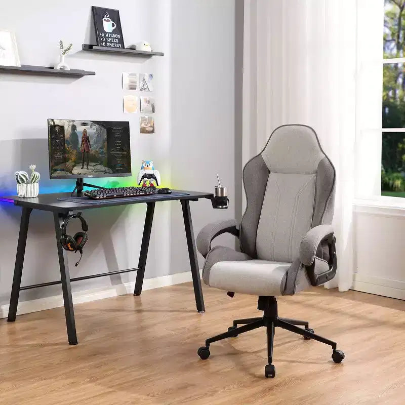 Sedia da gioco girevole grigia - Room Essentials™: sedia da scrivania imbottita, regolabile, con braccioli fissi