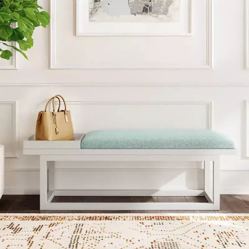 Panca imbottita Lemire Modern Storage con vassoio White Wash & Teal - Powell: Seduta da ingresso, capacità 136 kg
