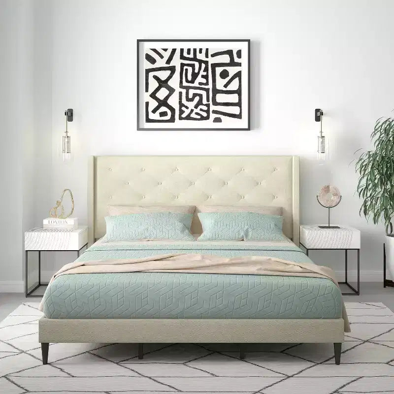 Struttura letto imbottita con piattaforma Huppe di Glenwillow Home, testiera a wingback con bottoni tufted in stile metà secolo, base materasso, non necessita di rete, facile da montare